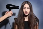 دلیل اصلی ریزش مو در زنان چیست